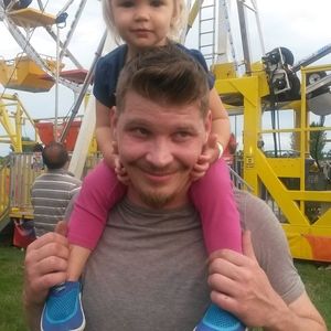 Meet your Posher, Adam